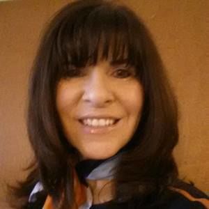 Meet your Posher, Denise